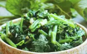 Loại rau bổ dưỡng chẳng kém nhân sâm, có thành phần hỗ trợ phòng ung thư, cực dễ chế biến