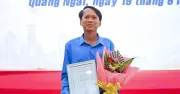 Loạt bài 'Tình người miền biển' đoạt giải A báo chí Quảng Ngãi