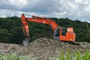 Đà Lạt huy động 200 công nhân thu gom rác xuyên đêm trả lại không gian xanh sạch
