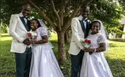 Đám cưới kép: Hai anh em song sinh cưới hai chị em song sinh ở Nigeria