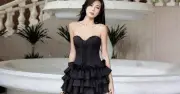 Đầm cúp ngực: Biểu tượng thời trang từ sàn diễn đến phố thị