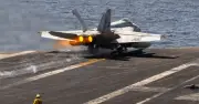 Mỹ không kích Iran đáp trả vụ bắn hạ trực thăng AH-64
