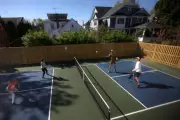 Mỹ: Thành phố tính cấm sân pickleball gần nhà dân vì tiếng ồn