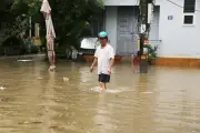 Mưa lớn gây ngập nhiều nơi ở Quảng Ninh, nguy cơ sạt lở cao