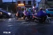 Mưa lớn kèm lốc xoáy gây nhiều thiệt hại tại Đồng Nai