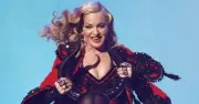 Madonna tính 'hồi sinh' sách ảnh khỏa thân Sex sau hơn 30 năm