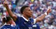 Mbappe vượt Klose, áp sát Messi trên đường đua chân sút World Cup
