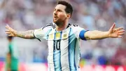 Messi lập hat-trick lịch sử, phá kỷ lục World Cup ở tuổi 38