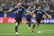 Messi lập siêu phẩm sút phạt, Argentina toàn thắng vòng bảng World Cup 2026