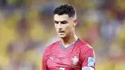 Messi phá kỷ lục World Cup, Ronaldo im tiếng, Uruguay bị phạt