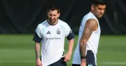 Messi vẫn tập trung cho World Cup giữa tin đồn ác ý về sức khỏe bố