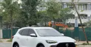 MG HS VIN 2024 ưu đãi gần 200 triệu, giá chỉ ngang SUV hạng B