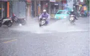 Miền Bắc mưa dông từ tối nay, có nơi mưa rất to trên 150mm