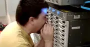 Một tiếng thét có thể làm chậm máy chủ trung tâm dữ liệu? Sự thật khó tin
