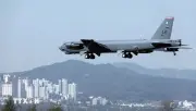 Máy bay ném bom chiến lược B-52 của Mỹ rơi tại California