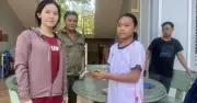 Nữ sinh lớp 8 nhặt ví tiền hơn 10 triệu đồng nhờ công an tìm trả người đánh rơi