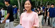 Nữ sinh người Mông vui mừng khi được hỗ trợ ăn ở miễn phí trong kỳ thi THPT