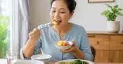 Ăn trái cây buổi sáng: Chuyên gia chỉ ra 4 nhóm người cần lưu ý