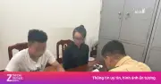Nam thanh niên 17 tuổi bị tịch thu xe vì dùng chân lái mô tô
