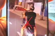 Nam thanh niên đi xe máy một bánh bị xử phạt tại Đà Nẵng