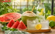 Nước ép dừa hay dưa hấu: Đâu là cách giải nhiệt đúng trong mùa hè?