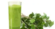 Nước ép diếp cá rất tốt nhưng 3 nhóm người này tuyệt đối nên tránh xa