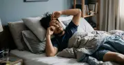 Ngủ đủ 8 tiếng vẫn mệt: Thủ phạm đường huyết khiến quý ông kiệt sức