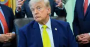 Đảng Cộng hòa chia rẽ, Thượng viện Mỹ bỏ phiếu chống quỹ MAGA của ông Trump