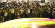 Đông nghịt người dân đến xem Quy hoạch Thủ đô Hà Nội tầm nhìn 100 năm