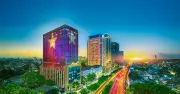 Ông Phạm Nhật Vượng sở hữu gần 5% cổ phần LPBank