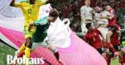 Đằng sau cơn sốt giày hồng World Cup 2026: Chiến lược tỷ đô của Nike, Adidas và Puma
