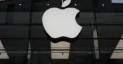 Ông Trump: Apple và Intel đạt thỏa thuận sản xuất chip tại Mỹ