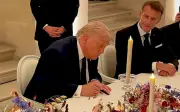 Ông Trump bất ngờ nhượng bộ Iran về làm giàu uranium
