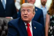 Ông Trump cảnh báo tấn công Iran nếu không đạt thỏa thuận hạt nhân