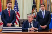 Ông Trump: Liên danh Vance-Rubio 'bất khả chiến bại' năm 2028