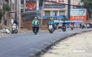 Đường Vành đai 1 đoạn Hoàng Cầu - Voi Phục dần thành hình sau nhiều năm chậm tiến độ