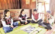 Nghệ nhân Hồ Văn Chôn gần 80 năm gìn giữ hồn khèn bè Pa Kô