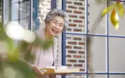Người có phúc lớn khi về già thường sở hữu 5 dấu hiệu này, chỉ cần có 1 điều cũng đáng mừng