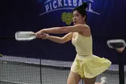 Người chơi pickleball nói gì sau nhiều vụ đổ gục trên sân?