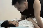 Người chồng ở Hải Phòng tháo mặt nạ oxy hôn tiễn biệt vợ lần cuối