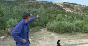 Người dân dưới chân núi Hòn Chà sống trong lo lắng vì nguy cơ sạt lở