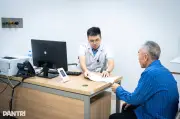 Người dân Ninh Bình háo hức khám 'bác sĩ Bạch Mai' ngay tại địa phương
