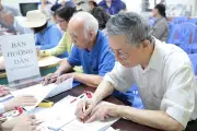 Người hưu trí không cần cung cấp mật khẩu, OTP ngân hàng khi nhận lương hưu