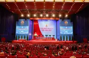 Người lao động mong muốn giảm giờ làm, tăng ngày nghỉ lễ và hướng tới lương đủ sống