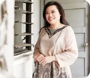 Người phụ nữ 40 năm mở cánh cửa không ai gõ, thắp sáng hy vọng cho người nghèo Singapore