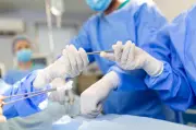 Người phụ nữ 63 tuổi có 4 quả thận, bác sĩ phẫu thuật đầy thách thức