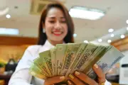 Ngân hàng thừa tiền, lãi suất liên ngân hàng giảm mạnh về 3,5%/năm