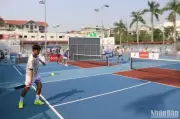 Nguy cơ tim mạch khi chơi pickleball dưới trời nắng nóng