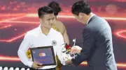 Nguyễn Quang Hải đoạt danh hiệu Cầu thủ xuất sắc nhất V.League 2025/2026
