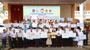 Ngày hội 'Chợ Quán nghĩa tình' tuyên dương 25 cá nhân tiêu biểu